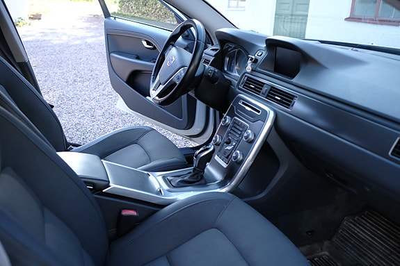 Volvo XC70 6 of 13
