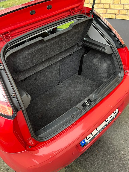 Fiat Punto 8 of 14