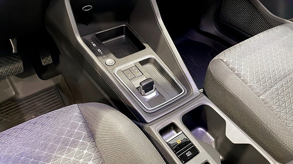 Ford Connect Tourneo 18 of 21