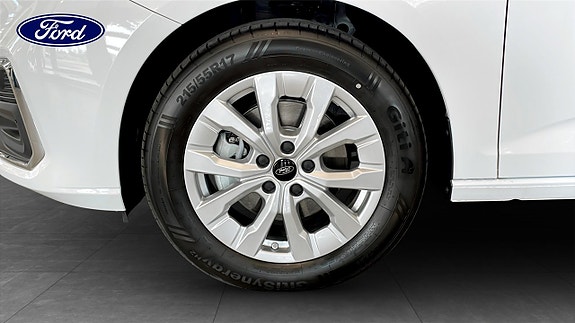 Ford Connect Tourneo 9 of 20