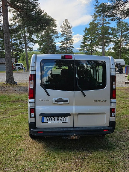 Renault Trafic 3 of 3