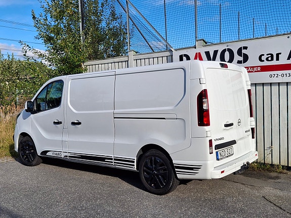 Opel Vivaro 4 of 12
