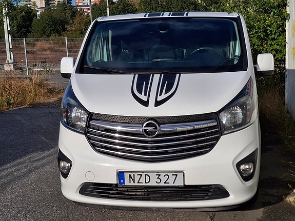 Opel Vivaro 5 of 12