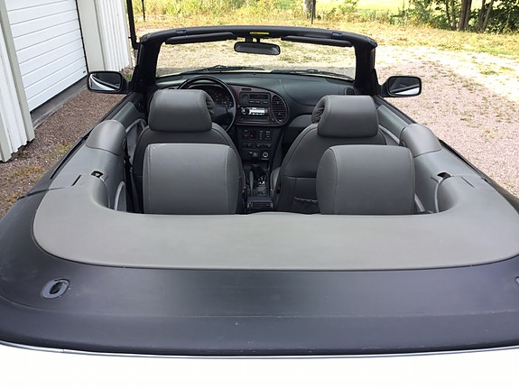 Saab 900 3 of 11