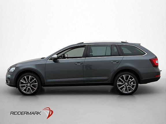 Skoda Octavia Scout 5 of 30