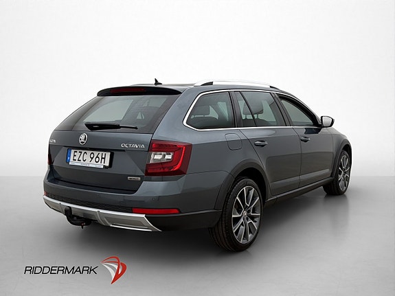 Skoda Octavia Scout 9 of 30