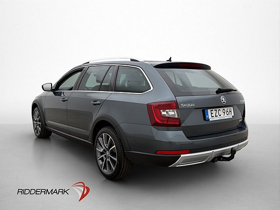 Skoda Octavia Scout 6 of 30