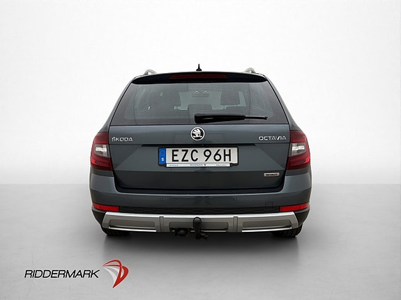 Skoda Octavia Scout 8 of 30
