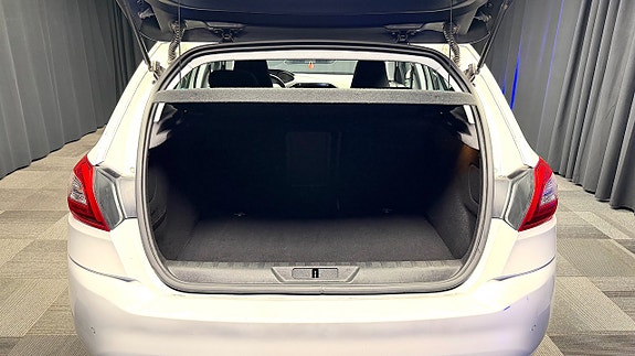Peugeot 308 12 of 25