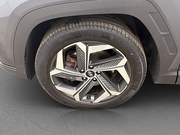 Hyundai Tucson 30 of 30