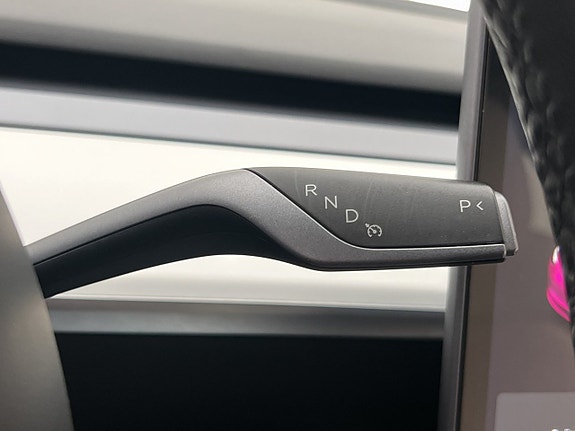 Tesla Model 3 18 of 30