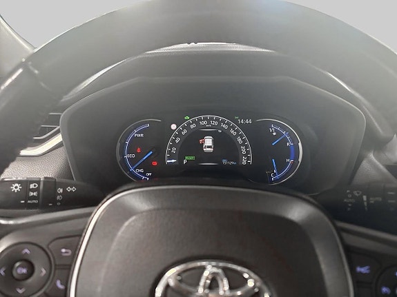 Toyota RAV4 15 of 19