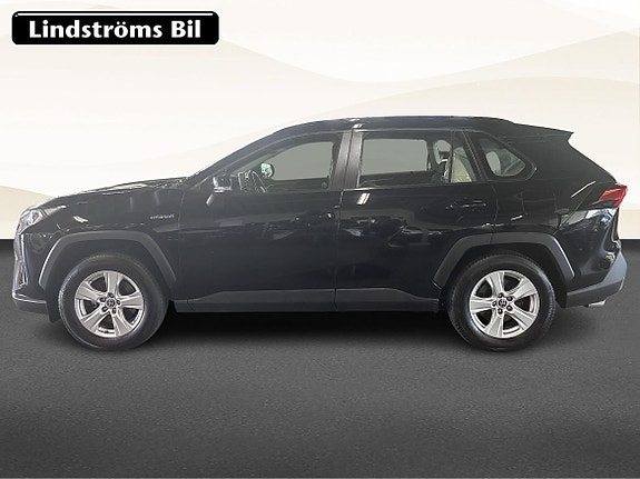 Toyota RAV4 6 of 19
