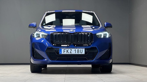 BMW iX1 25 of 25