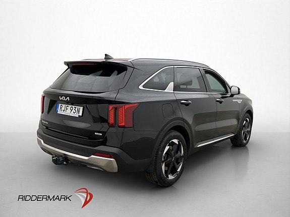 Kia Sorento 4 of 30