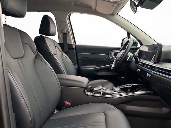 Kia Sorento 25 of 30
