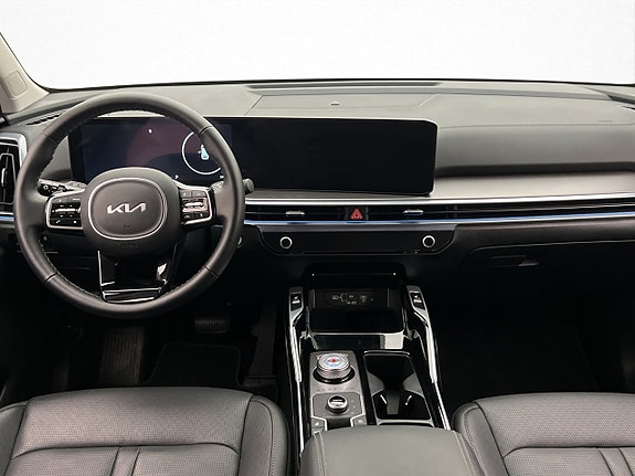 Kia Sorento 13 of 30