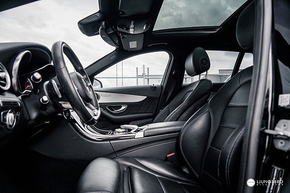 Mercedes-Benz C220 3 of 13