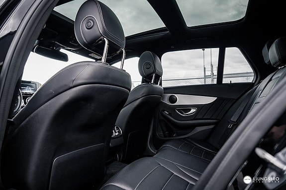 Mercedes-Benz C220 9 of 13