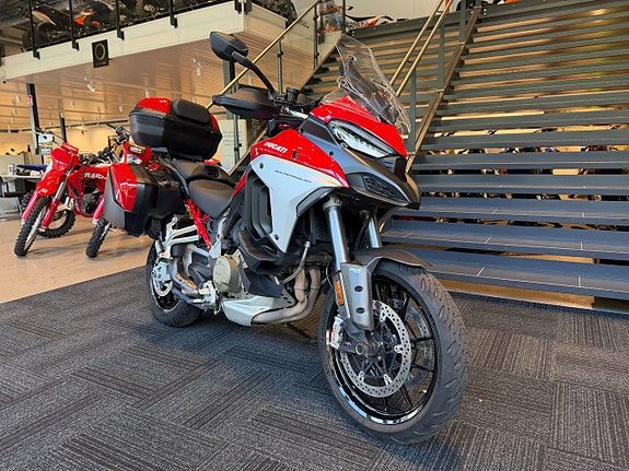 Ducati Multistrada V4S Full 2 of 7