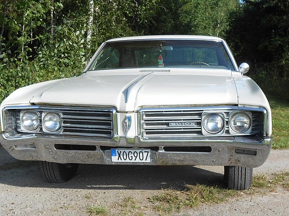 Buick Wildcat 5 of 28
