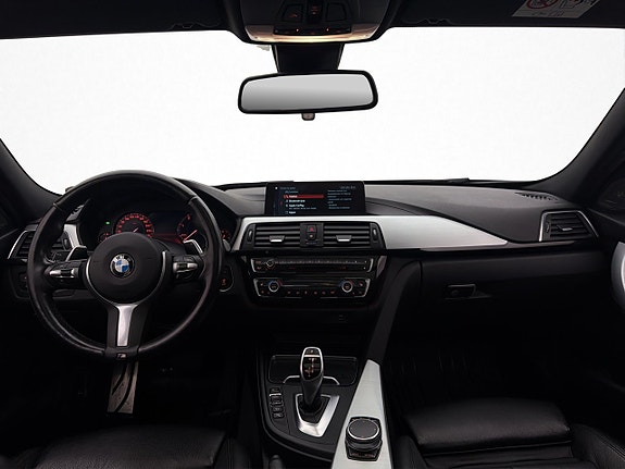 BMW 320 18 of 30