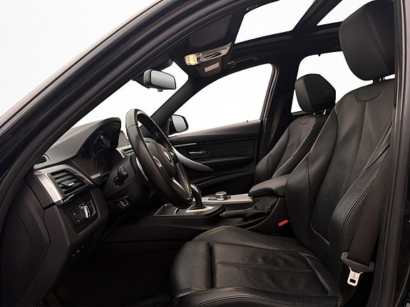 BMW 320 12 of 30