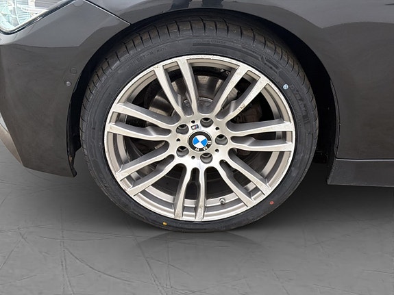 BMW 320 30 of 30