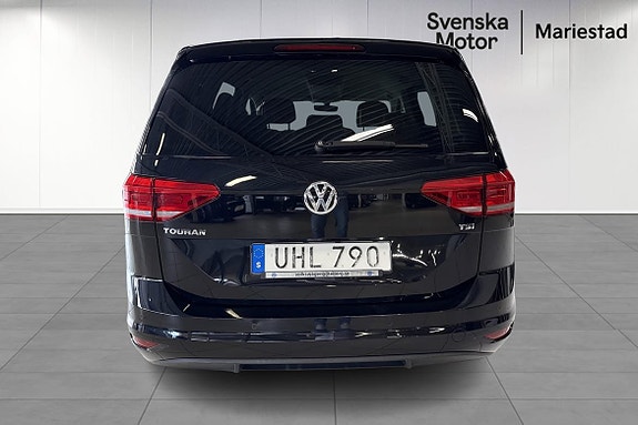 Volkswagen Touran 5 of 15