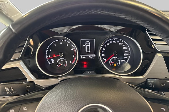 Volkswagen Touran 12 of 15