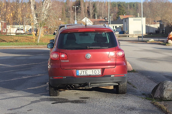 Volkswagen Tiguan 6 of 13