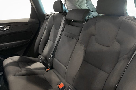 Volvo XC60 7 of 14