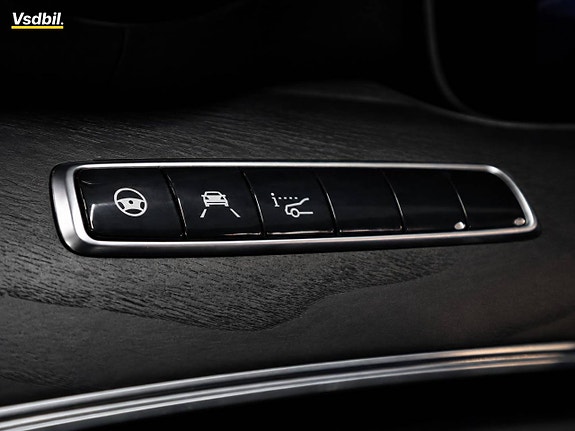 Mercedes-Benz CLS450 16 of 26
