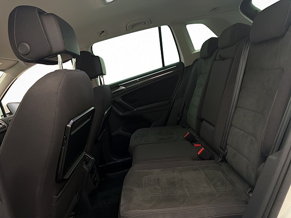 Volkswagen Tiguan 14 of 30