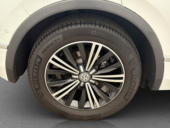 Volkswagen Tiguan 28 of 30
