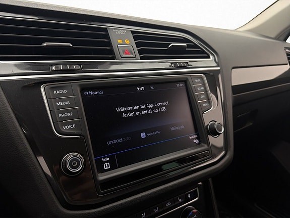 Volkswagen Tiguan 19 of 30