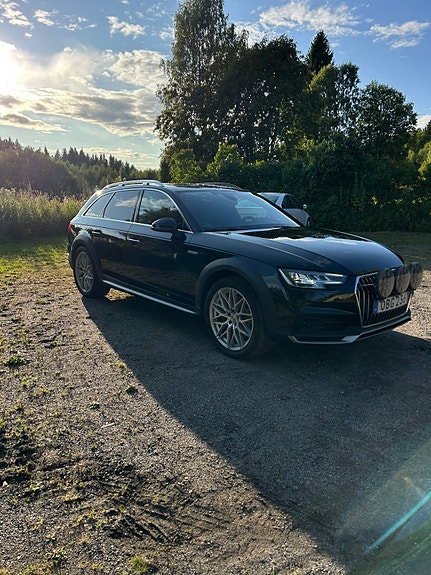 Audi A4 allroad 3 of 12