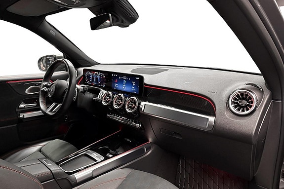 Mercedes-Benz GLB220 d 9 of 11