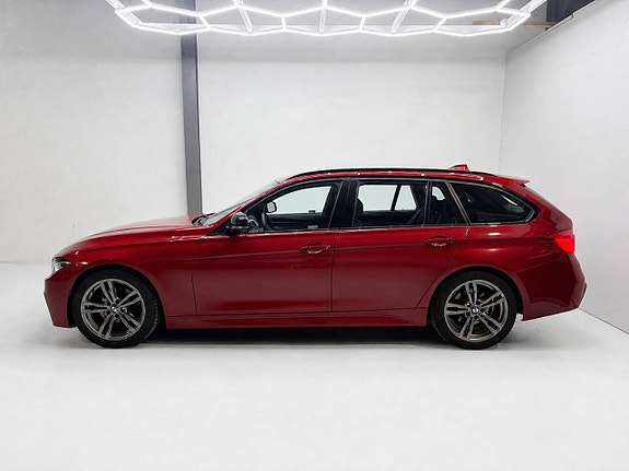BMW 318d 2 of 13