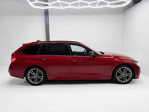 BMW 318d 6 of 13