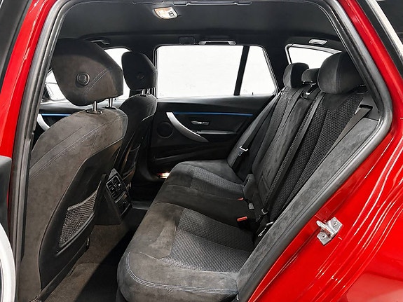 BMW 318d 11 of 13