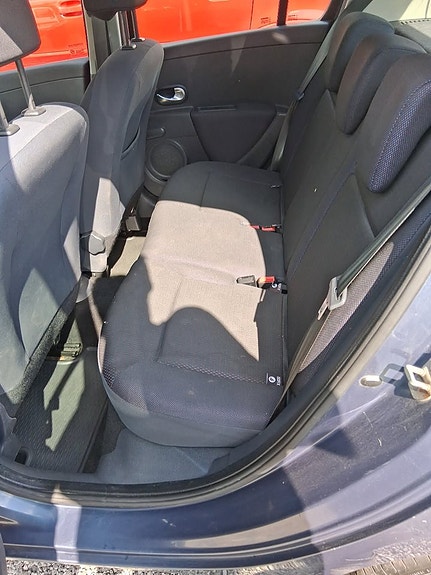 Renault Clio 7 of 8
