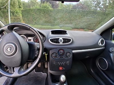 Renault Clio 6 of 8