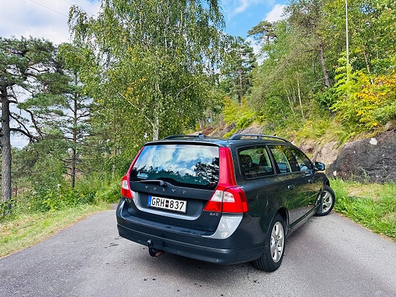 Volvo V70 4 of 7
