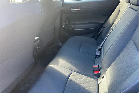 Toyota Corolla Cross 13 of 21