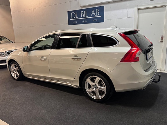 Volvo V60 27 of 30