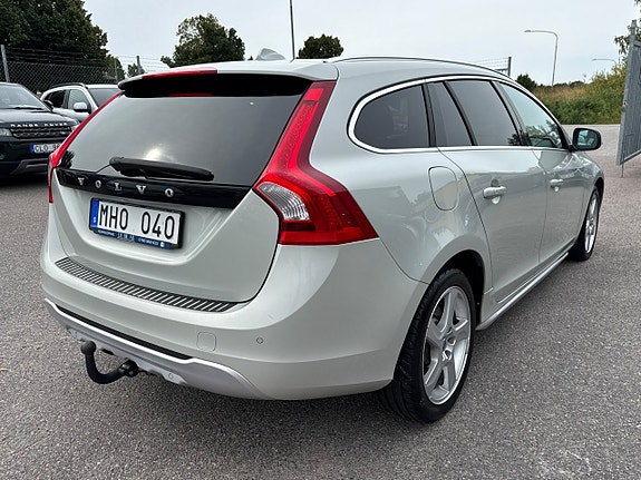 Volvo V60 7 of 30