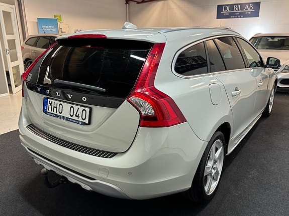 Volvo V60 25 of 30