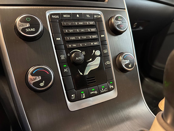 Volvo V60 19 of 30