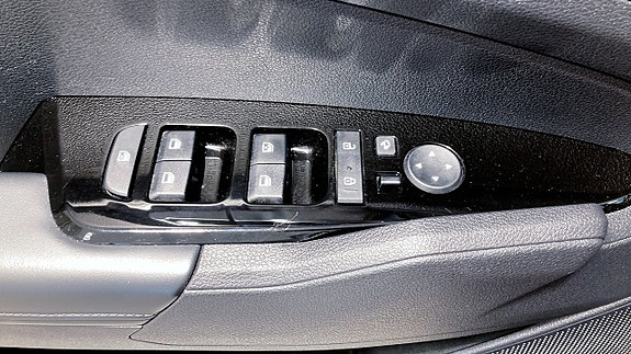 Kia Sportage 16 of 16